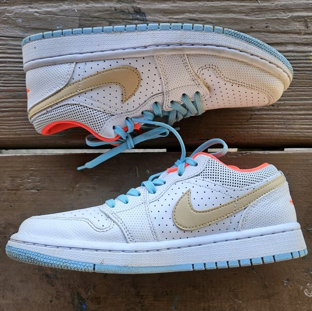 Nike Air Jordan 1 Low Women's Sneaker Size 6.5 White Sesame Shoes